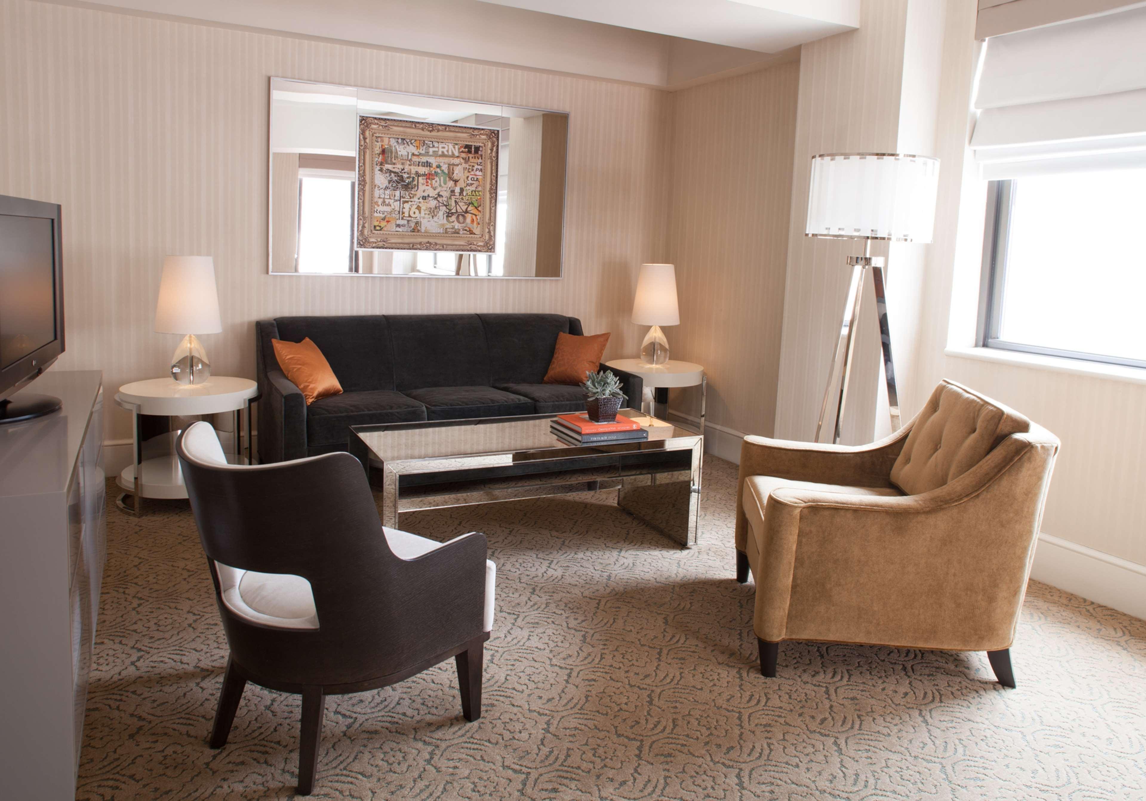 The Benjamin Royal Sonesta New York Hotel Room photo